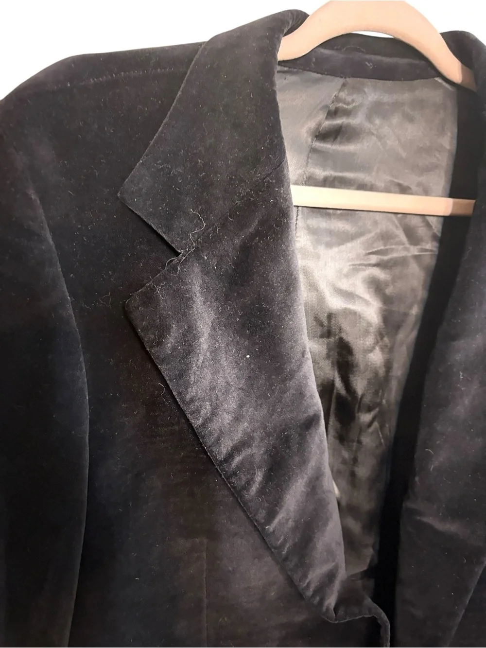 Scott’s Grey LTD HoppibhMen's Black Velvet Double-Button Blazer sz 42 L